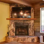 Spacious Groveland Cabin With Wraparound Deck!